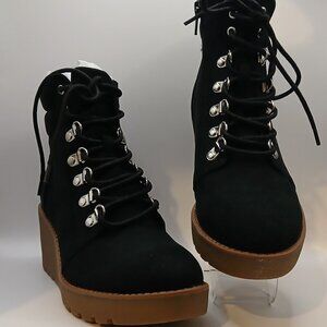 Style & Co Carmenn Wedge Ankle Boots - 8M